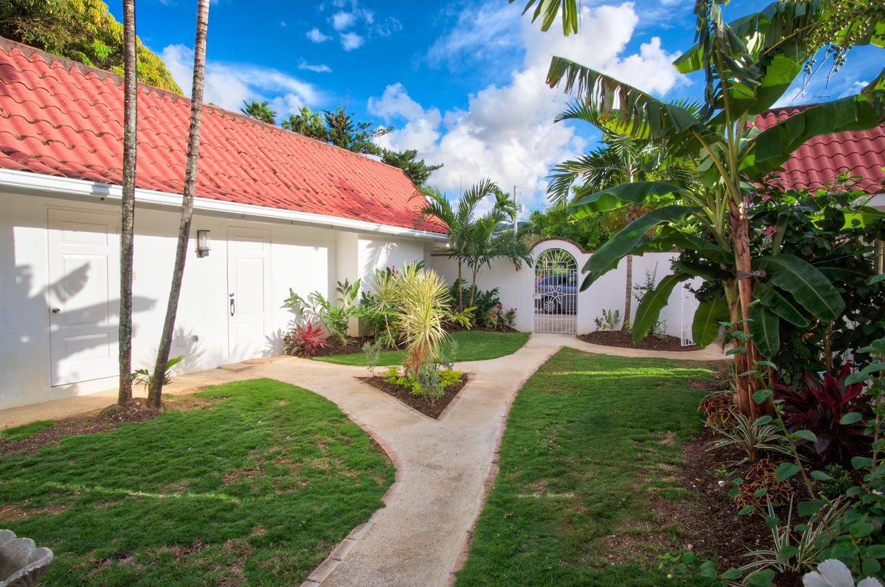Sunspot Villa Runaway Bay Esterno foto