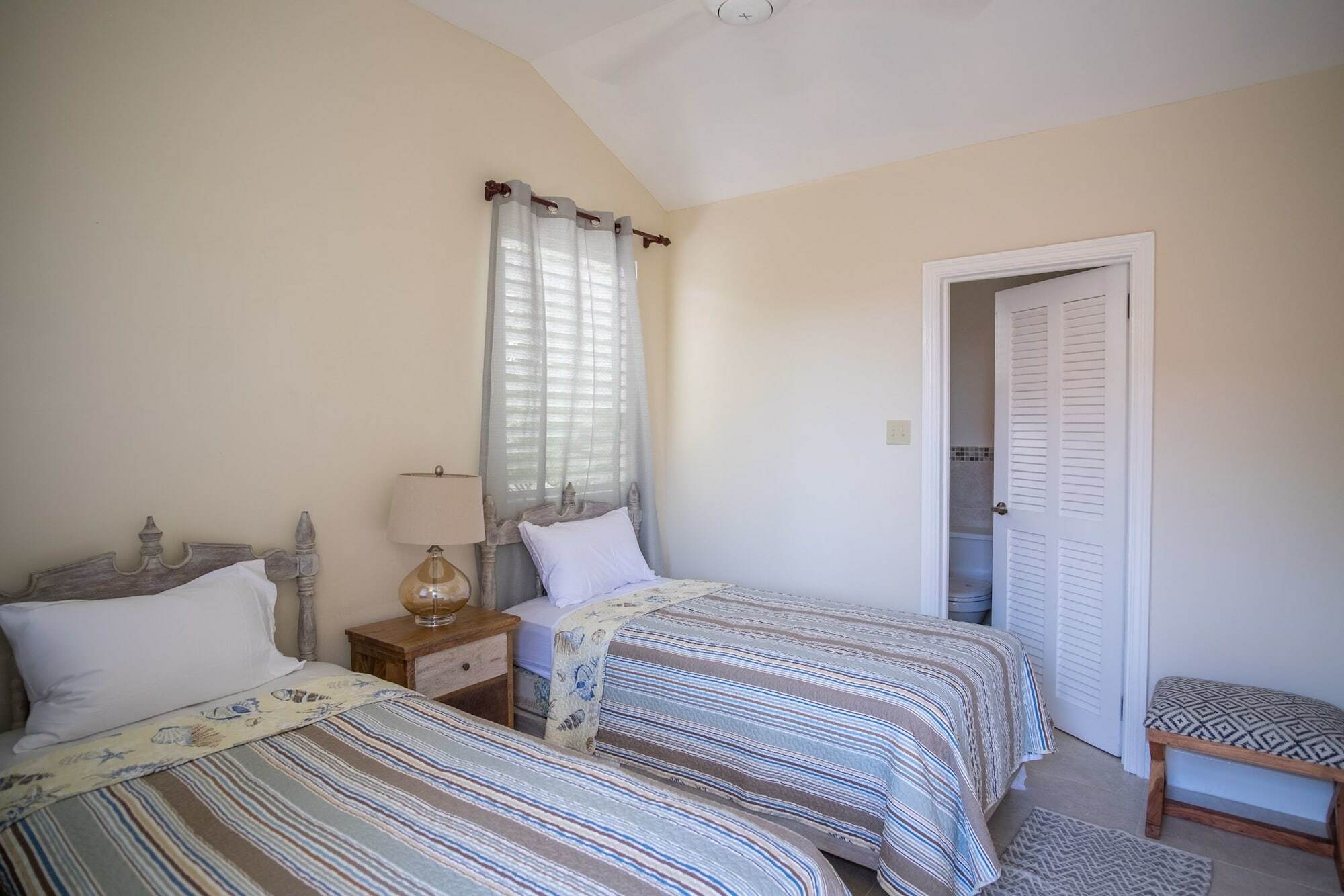 Sunspot Villa Runaway Bay Esterno foto